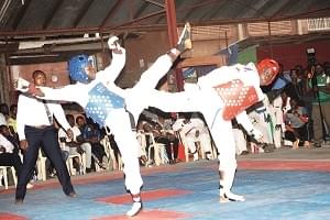 Taekwondo Cup of Cameroon : Donkel Paldam, Elegance Pressing Lift Trophies