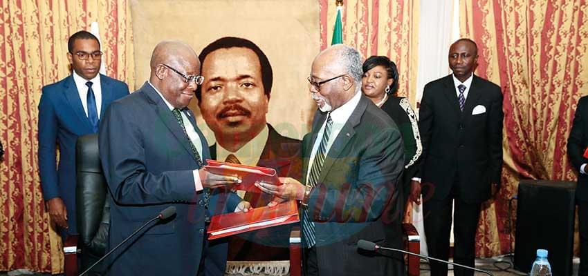 Cameroon-COMIFAC Cooperation : Revised Headquarters Agreement Signed Cameroon-COMIFAC Cooperation : Revised Headquarters Agreement Signed