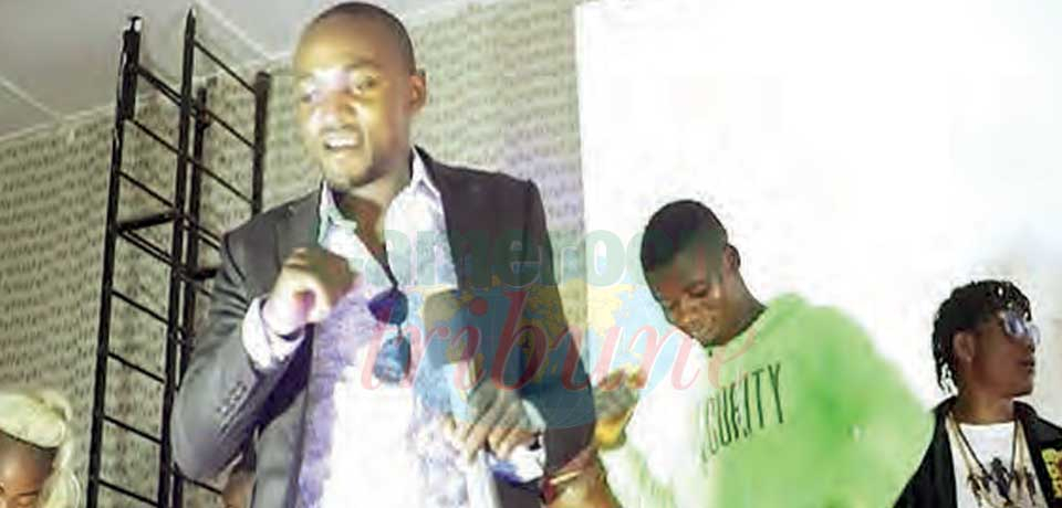 Cameroonian Rhumba artiste, Lumba Mokonzi, has just released his debut album, after a blistering seven-year career. Cameroonian Rhumba artiste, Lumba Mokonzi, has just released his debut album, after a blistering seven-year career.