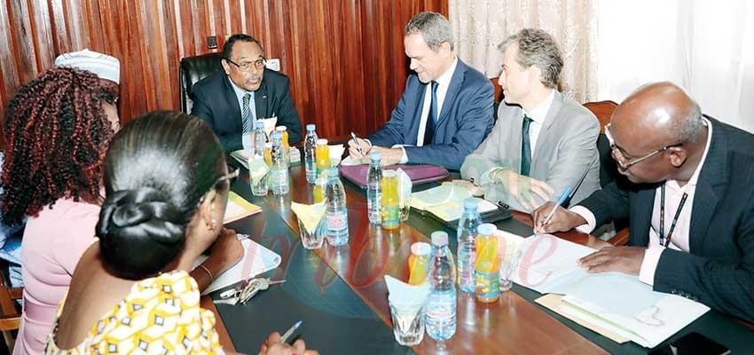 Administration du travail: on pense le perfectionnement du Cradat Administration du travail: on pense le perfectionnement du Cradat