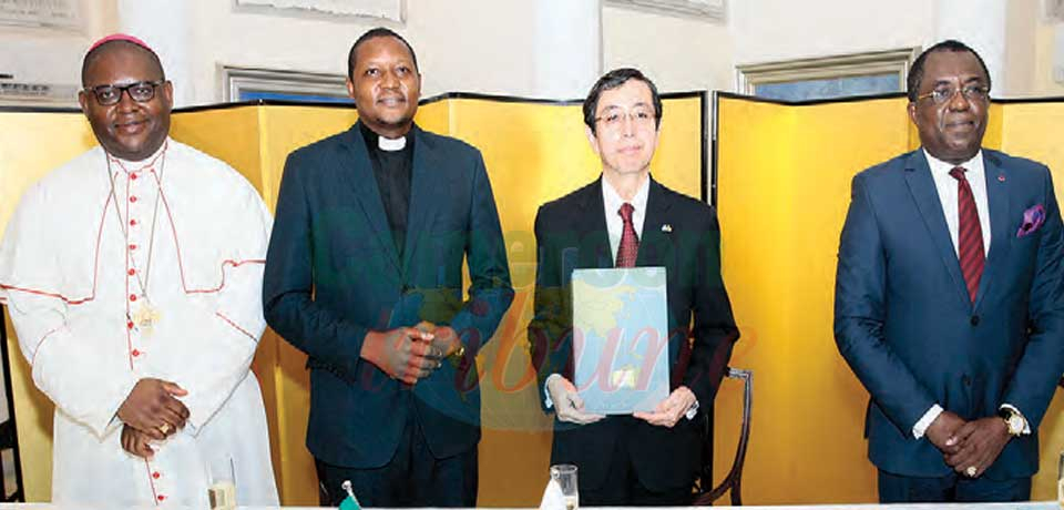 Promoting Primary Education  : Japan Partners With Catholic