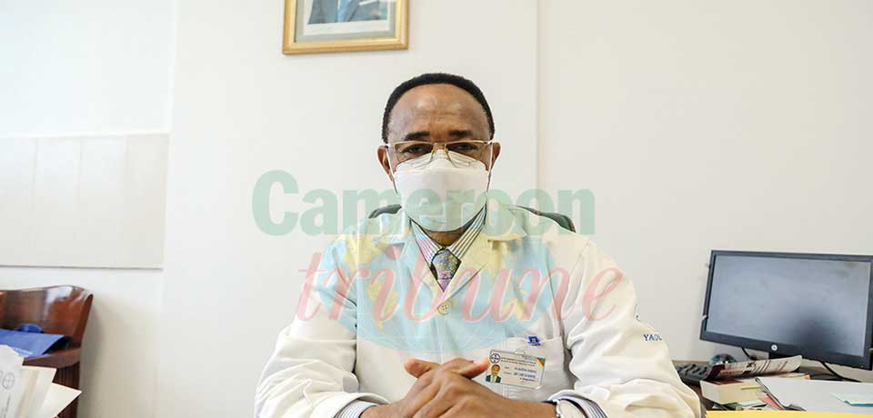 Pr. Njoya Oudou, gastro-entérologue. Pr. Njoya Oudou, gastro-entérologue.