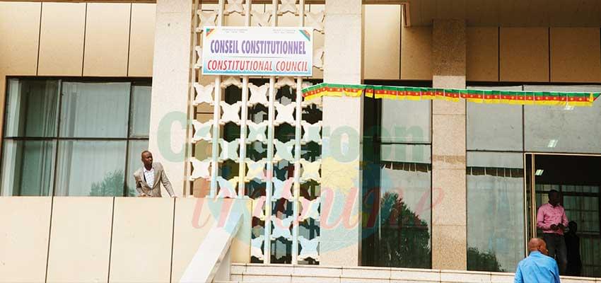 Petitions relating to the legislative elections are submitted at the Constitutional Council. Petitions relating to the legislative elections are submitted at the Constitutional Council.