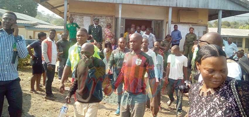 South West: Some 99 Freed Detainees Go Home South West: Some 99 Freed Detainees Go Home
