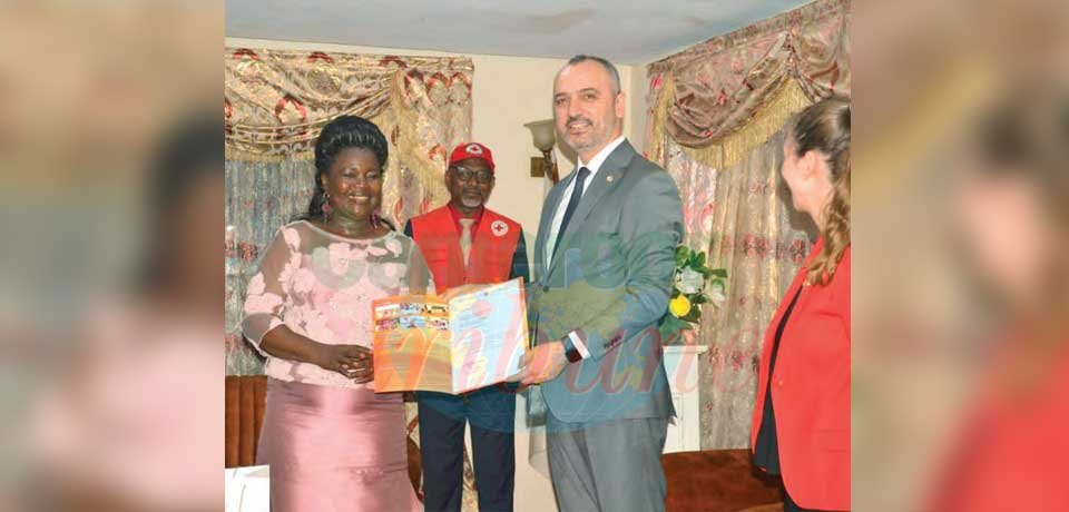 Croix-rouge Camerounaise : une délégation turque en visite Croix-rouge Camerounaise : une délégation turque en visite