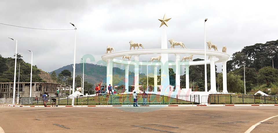 Embellissement : un nouveau monument à Yaoundé Embellissement : un nouveau monument à Yaoundé