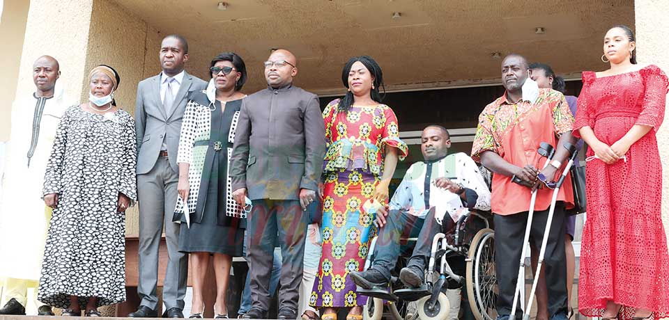 Accès aux structures publiques : les personnes handicapées en difficulté Accès aux structures publiques : les personnes handicapées en difficulté