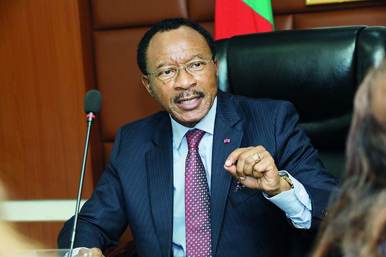 Emmanuel Nganou Djoumessi, ministre des Travaux publics.