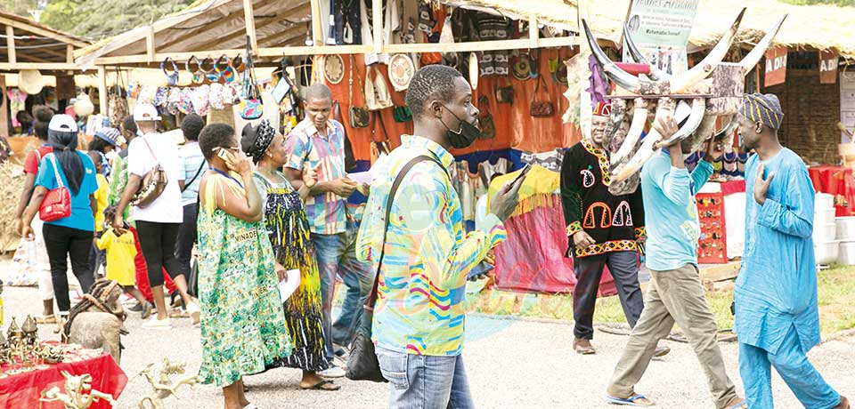 L’artisanat camerounais séduit.