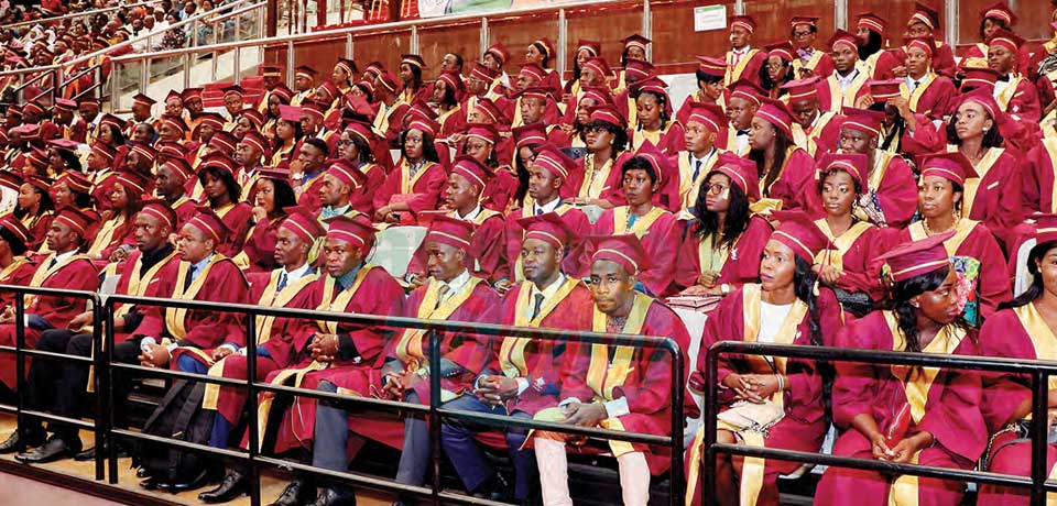 Enseignement supérieur : diplômés cherchent diplômes Enseignement supérieur : diplômés cherchent diplômes
