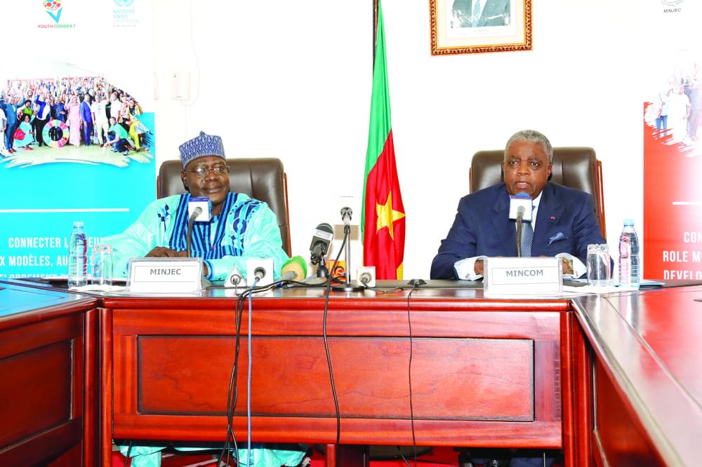 La réussite de ce projet en faveur de la jeunesse camerounaise nécessite le concours de tous. La réussite de ce projet en faveur de la jeunesse camerounaise nécessite le concours de tous.