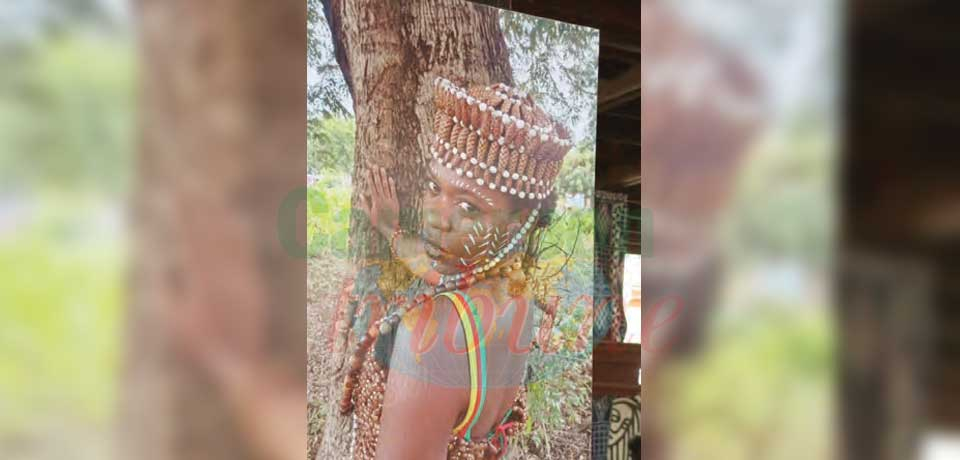 Speaking Skins: Hybrid Art Exhibition Speaking Skins: Hybrid Art Exhibition