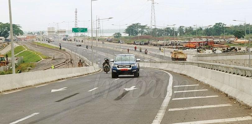 2e pont sur le Wouri: l’échangeur ouvert à la circulation