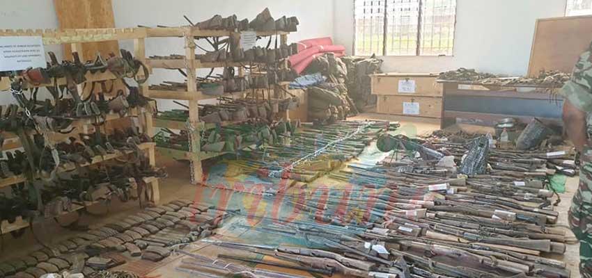 Weaponsseized from kidnappers by Cameroon Defence forces.