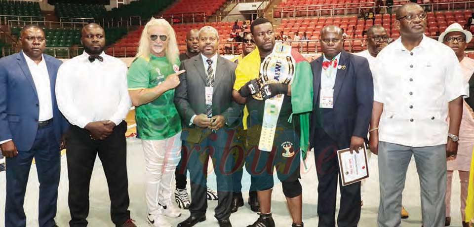 Professional Wrestling : Alain Tazo Is World Champion