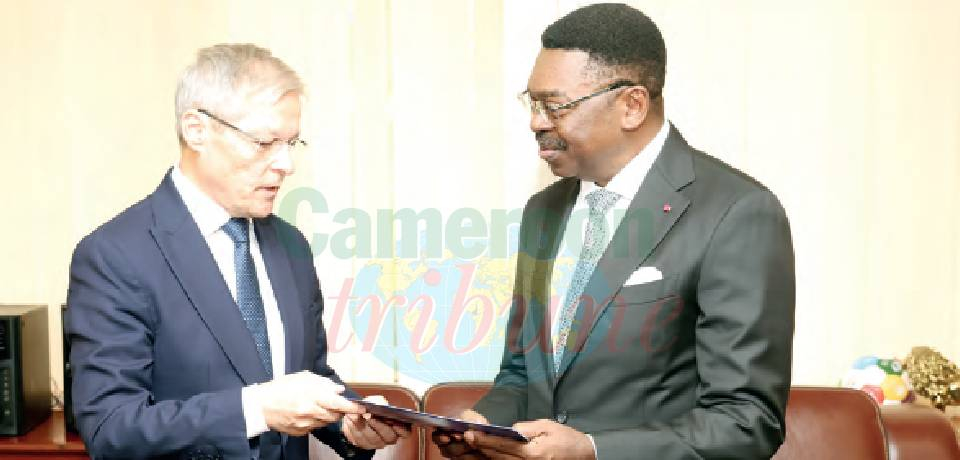 Election à la Francophonie: Le candidat roumain courtise Yaoundé