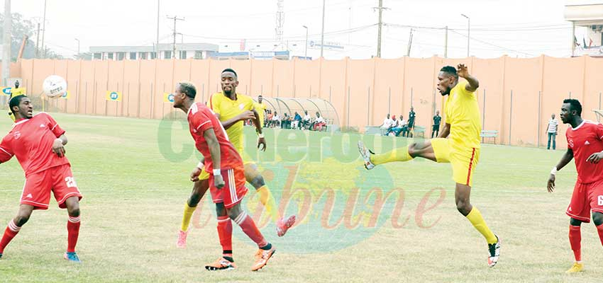 Championnat de football : le temps des incertitudes Championnat de football : le temps des incertitudes