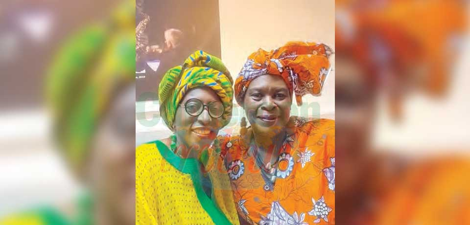 Manu Dibango : deux choristes lui rendent hommage Manu Dibango : deux choristes lui rendent hommage