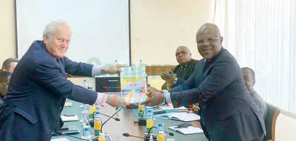 Un haut responsable de cette organisation, Lord Jonathan Peter Marland, a été reçu à Yaoundé le 10 octobre dernier tour à tour par les ministres Paul Tasong et Achille Bassilekin III.