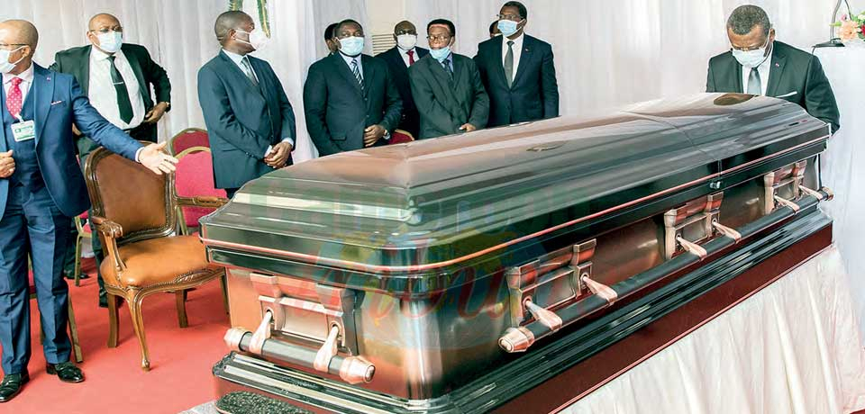 Simon Achidi Achu : Tribute, Honours At Corpse Removal