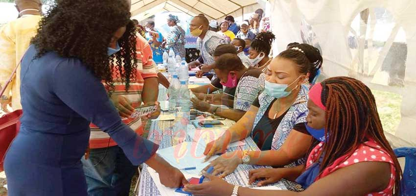 Safety Net Project : Bamenda Population Receive Emergency Cash Transfers Safety Net Project : Bamenda Population Receive Emergency Cash Transfers