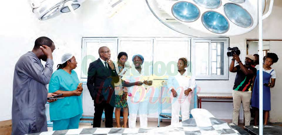 Manaouda Malachie s’est rendu dans des formations sanitaires de Mbalmayo mardi. Des problèmes de management, de personnels et d’équipements semblent constants. Manaouda Malachie s’est rendu dans des formations sanitaires de Mbalmayo mardi. Des problèmes de management, de personnels et d’équipements semblent constants.