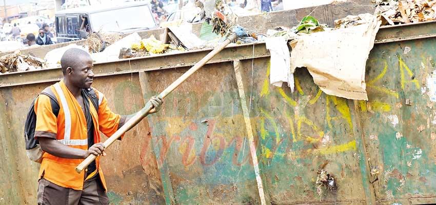 Gestion du Covid-19 : au boulot malgré tout… Gestion du Covid-19 : au boulot malgré tout…
