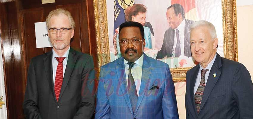 Minister Mbayu (middle) flanked by Ambassador Thompson (R) and the Ambassador Schadek after the audience.