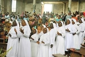 Eglise catholique: l’appel à la charité Eglise catholique: l’appel à la charité