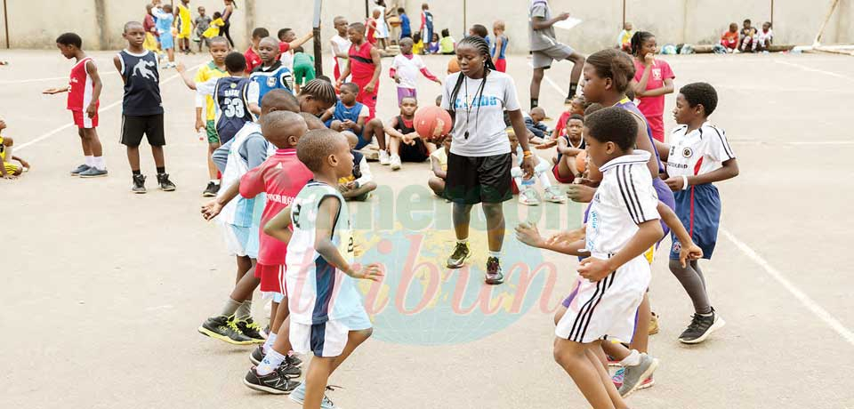 L’approche ludique recommandée pour les enfants lors d’exercices sportifs. L’approche ludique recommandée pour les enfants lors d’exercices sportifs.