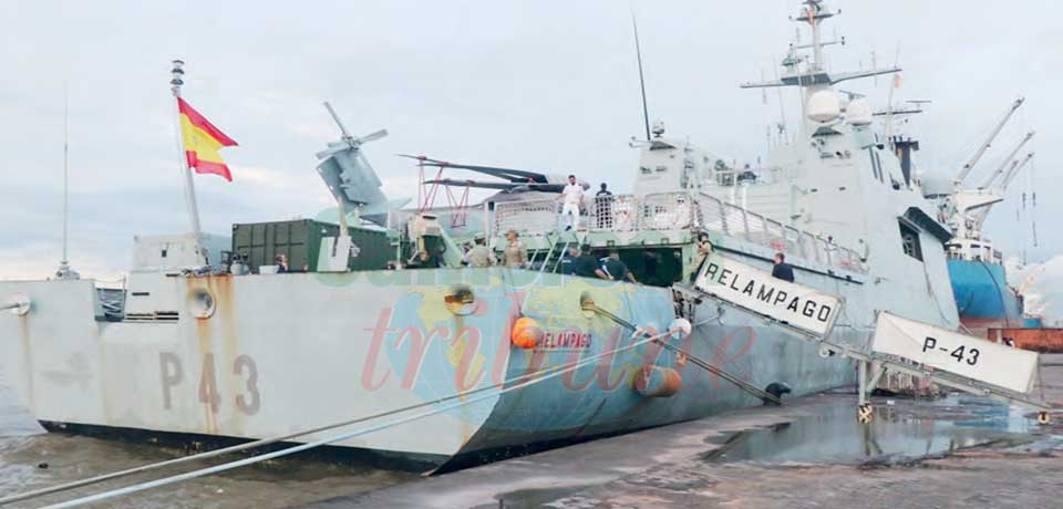 Coopération militaire: Le « Relampago » en escale à Douala Coopération militaire: Le « Relampago » en escale à Douala