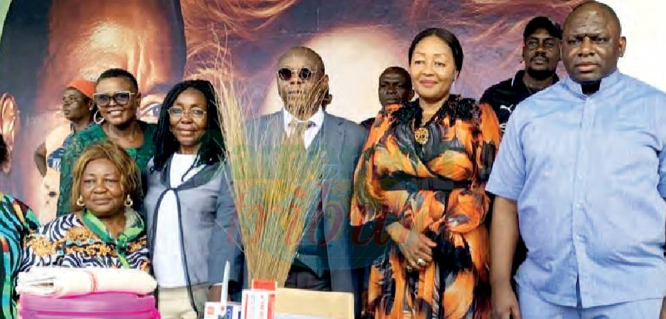 Douala II: Le paquet minimum distribué