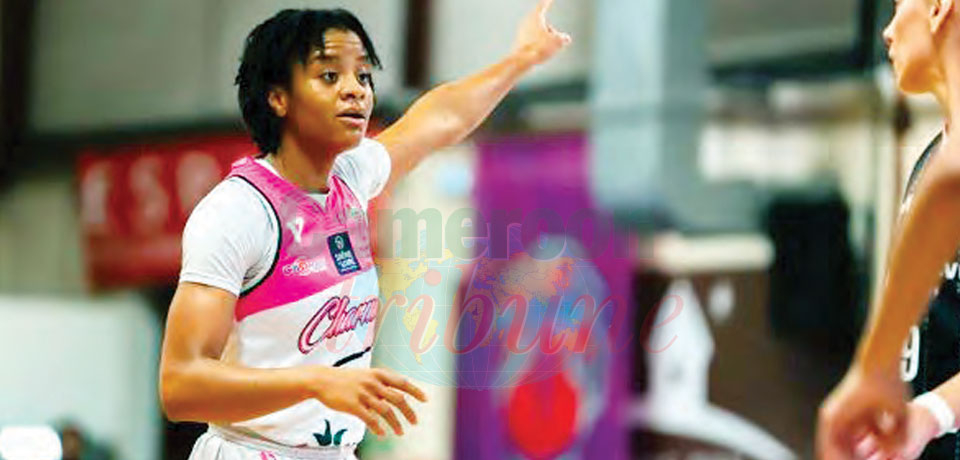 Basketball : Monique Makani Nears WNBA Basketball : Monique Makani Nears WNBA