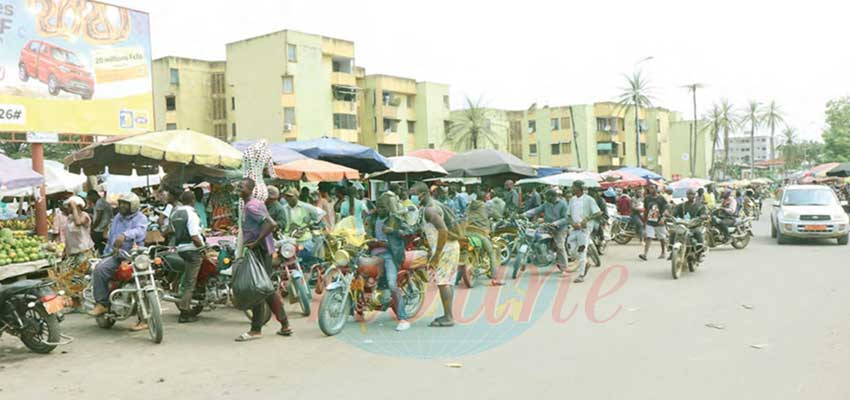 Marché Bonamoussadi : les commerçants en « coupeurs de route »