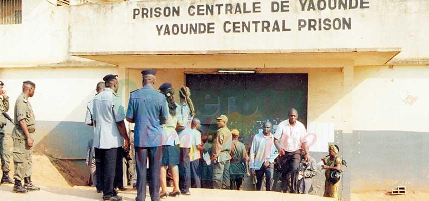 Incarcérés à la prison centrale de Kondengui, ils bénéficient des effets du décret présidentiel du 15 avril 2020,  portant commutation et remise de peines alors que la Commission chargée d’examiner les dossiers poursuit son travail.