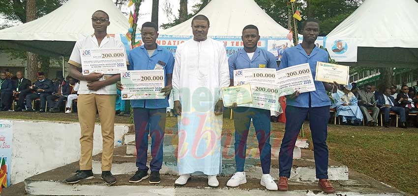 Sanaga Maritime : l’effort scolaire récompensé Sanaga Maritime : l’effort scolaire récompensé