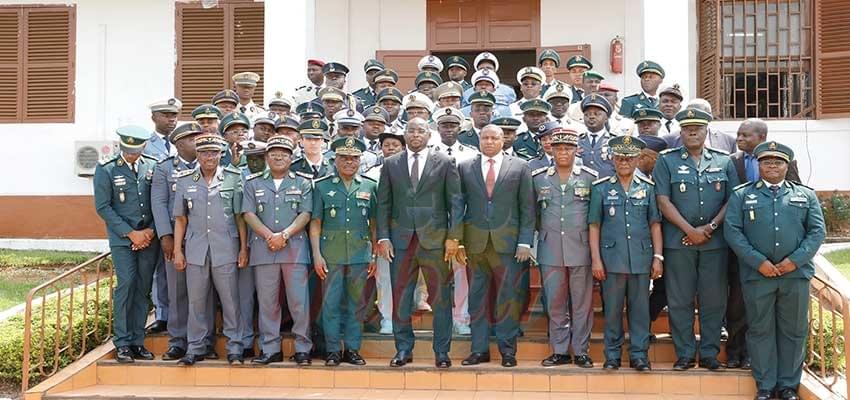 Diplômes d’état-major: une cuvée de 36 sur le terrain