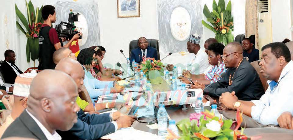 Le contrôle régulier du marché prescrit.