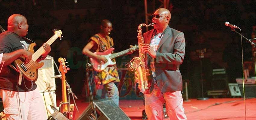 Manu Dibango : 60 ans de souffle