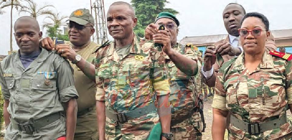 Buea: Promoted Military Personnel Receive Epaulets