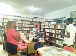 La bibliothèque Cheikh Anta Diop, un trésor national et international.