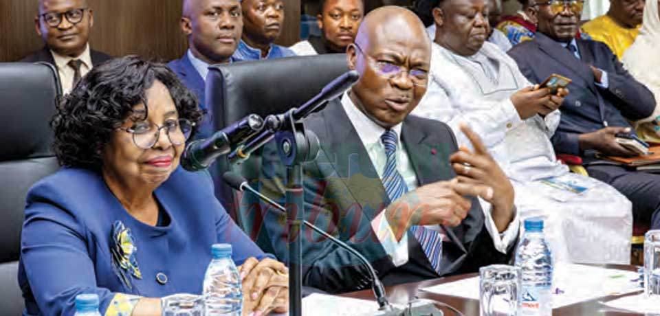 Enseignements secondaires : 595, 233 milliards de F pour quatre programmes