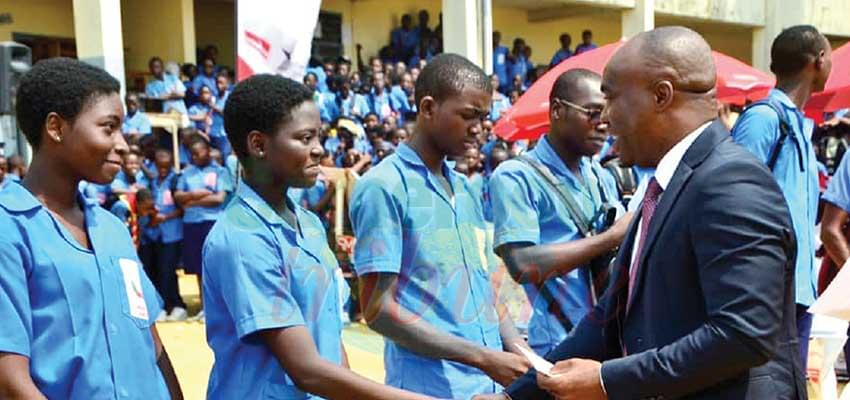 Journée d’excellence : 84 élèves primés au lycée d’Oyack