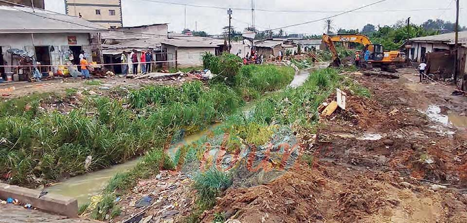 Douala III : plus de 15 km de drains curés