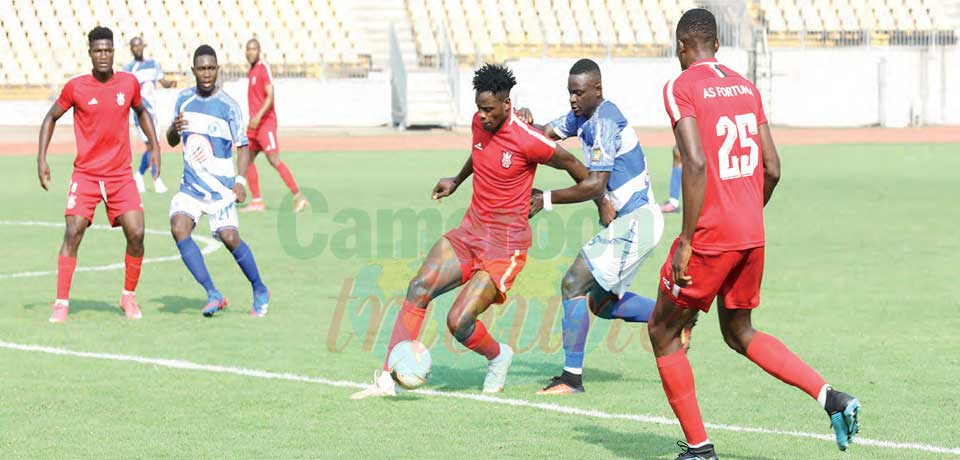 Elite One : Fortuna, Coton Sport Consolidate Lead