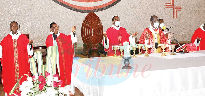 Assassinats de Kumba : une messe en mémoire des victimes Assassinats de Kumba : une messe en mémoire des victimes