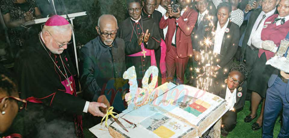 Coopération Cameroun-Saint-Siège : l’accord-cadre célébré avec faste et solennité Coopération Cameroun-Saint-Siège : l’accord-cadre célébré avec faste et solennité