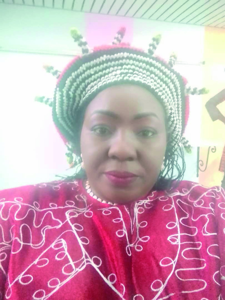 Nnomo Ela Suzanne Pulchérie, directeur du patrimoine culturel au ministère des Arts et de la Culture. Nnomo Ela Suzanne Pulchérie, directeur du patrimoine culturel au ministère des Arts et de la Culture.