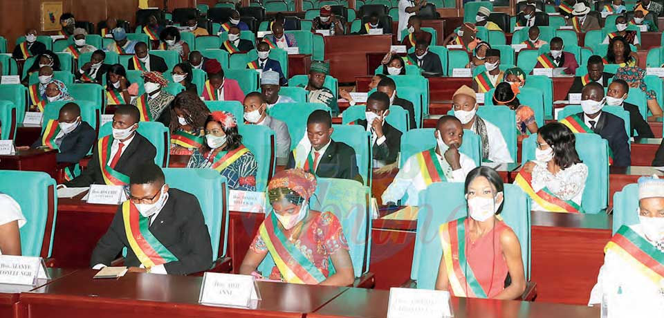 Parlement jeunesse 2021 : tous engagés pour la paix Parlement jeunesse 2021 : tous engagés pour la paix