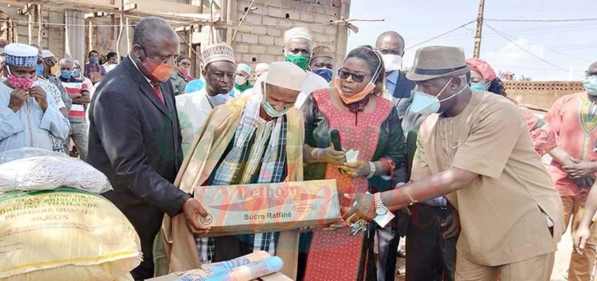 Bafoussam : des dons pour la communauté musulmane